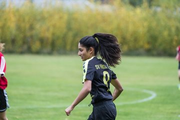 Bild 32 - B-Juniorinnen SG Mittelholstein - SV Frisia 03 Risum-Lindholm : Ergebnis: 1:12